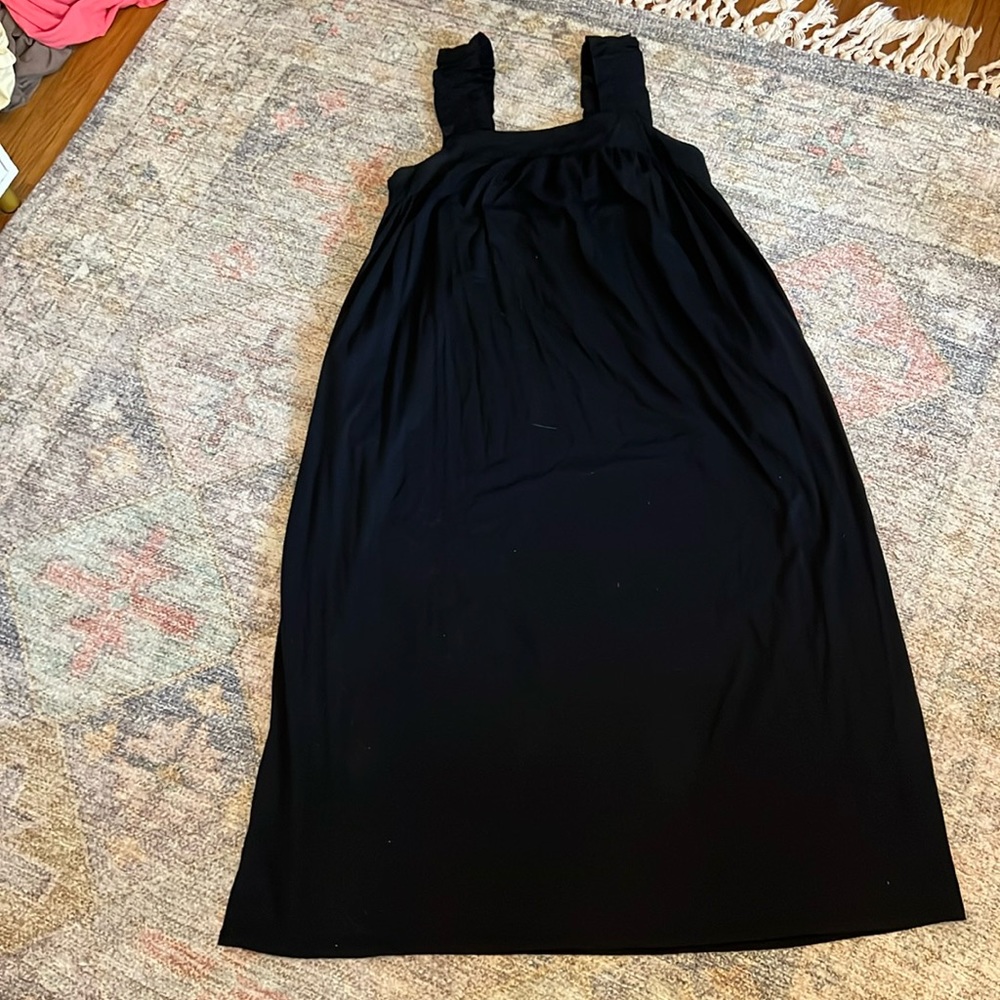 Black flowy dress